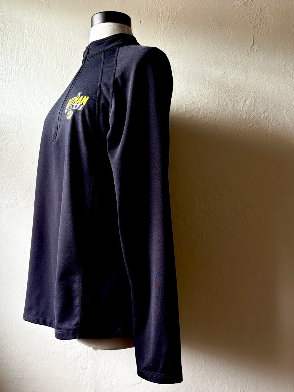 Batman Run DC Running Man Womens Black Quarter 1/4 Zip Pullover Top Size S Logo - Picture 9 of 11